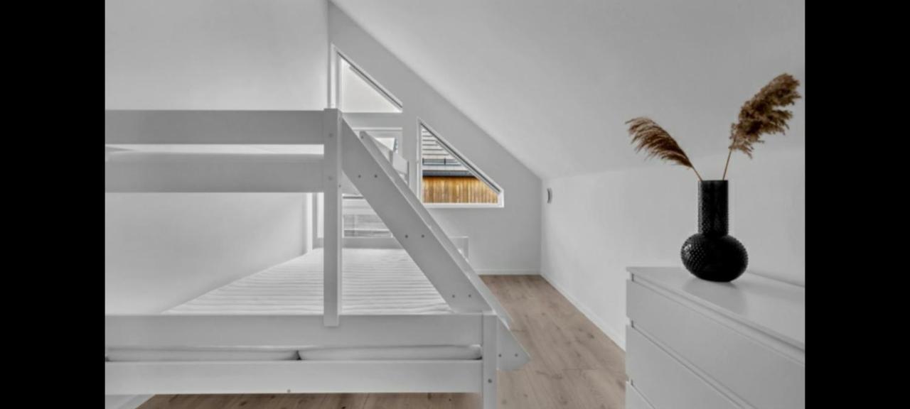 Hytte Med 4 Soverom Kristiansand Exterior photo