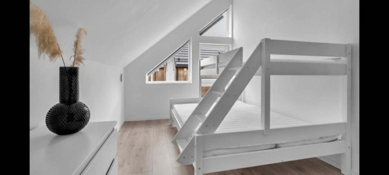 Hytte Med 4 Soverom Kristiansand Exterior photo